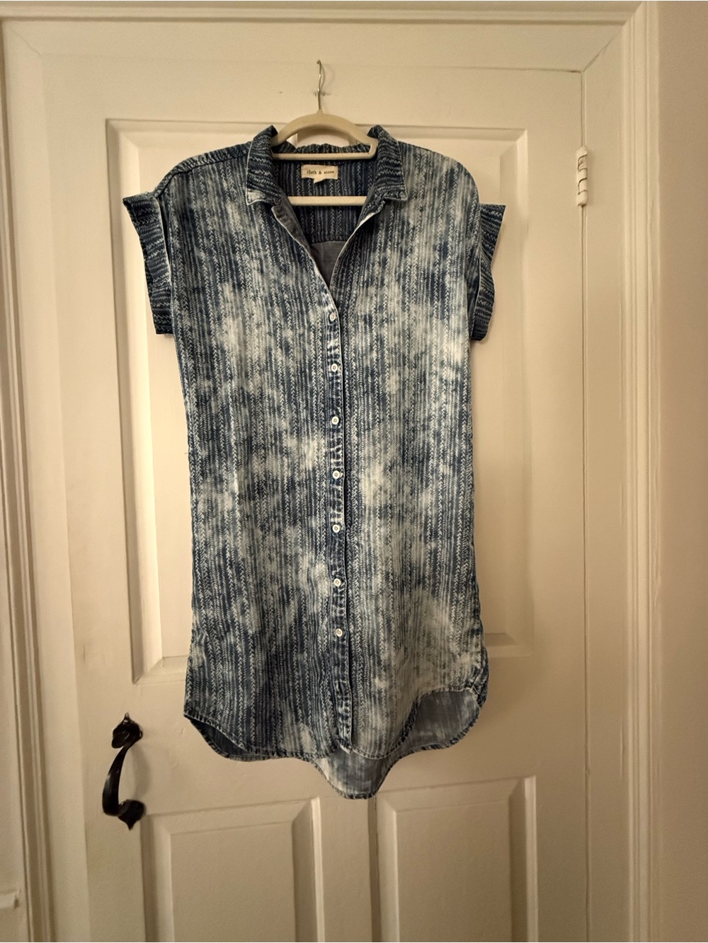 cloth & stone Blue Acid-Wash Button-Front Shirt Dress